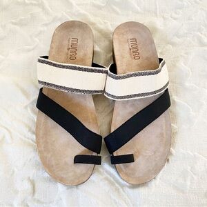 Munro Aries Sandal Size 11W